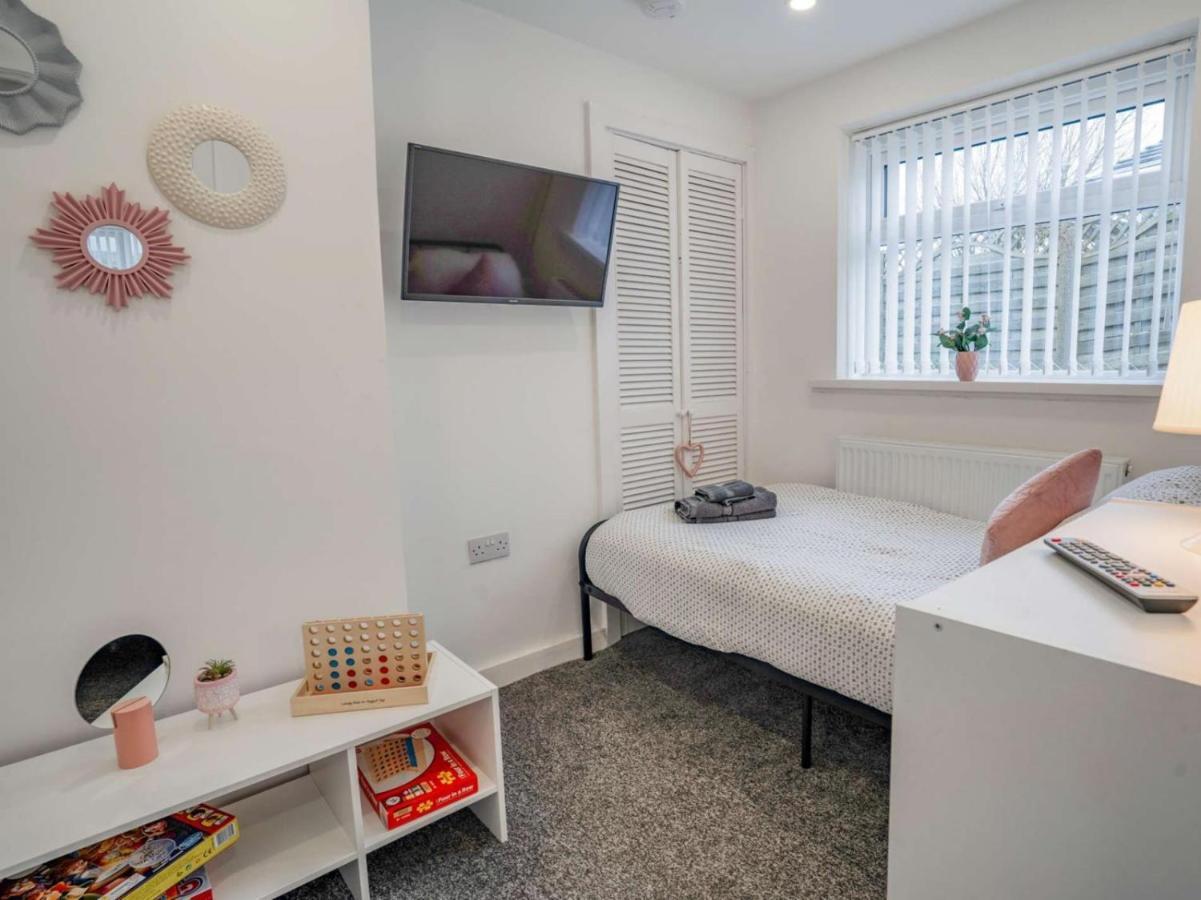 3-Bed 5-6 Berth Modernised Bungalow! Tenby Exterior foto